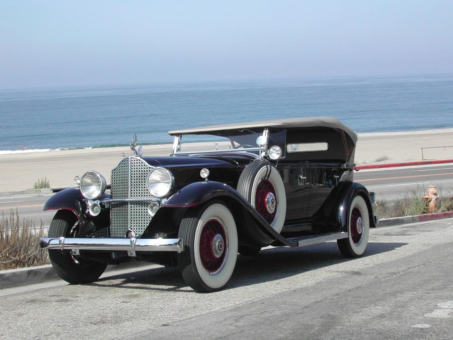  Packard Standard Eight Model 902 Phaeton 1932 года  (фото 11 из 13)